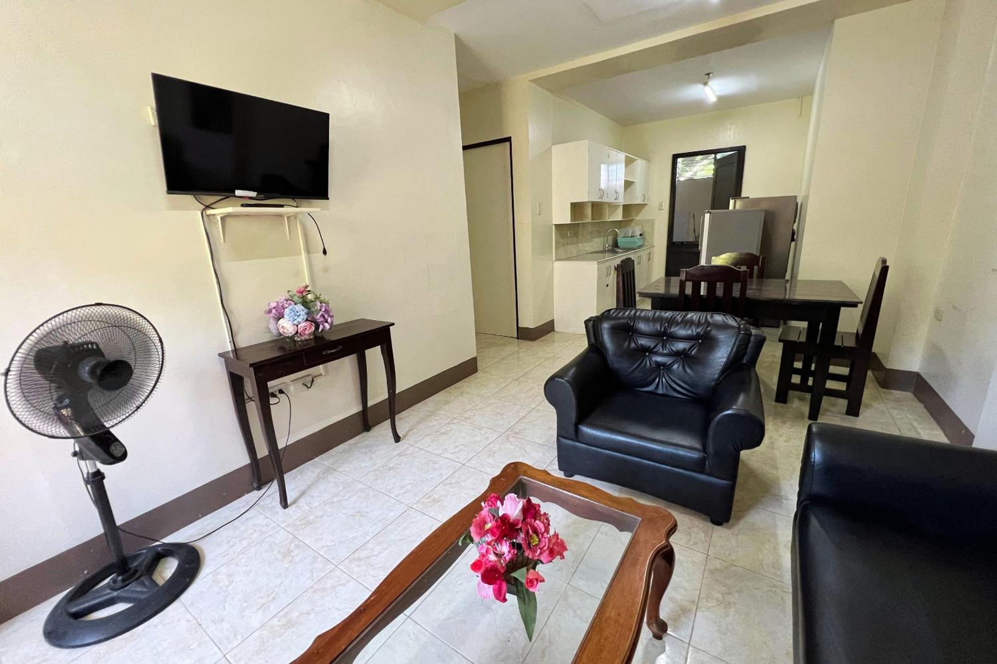 Sta Rosa Inn Iloilo Powered By Cocotel Room photo
