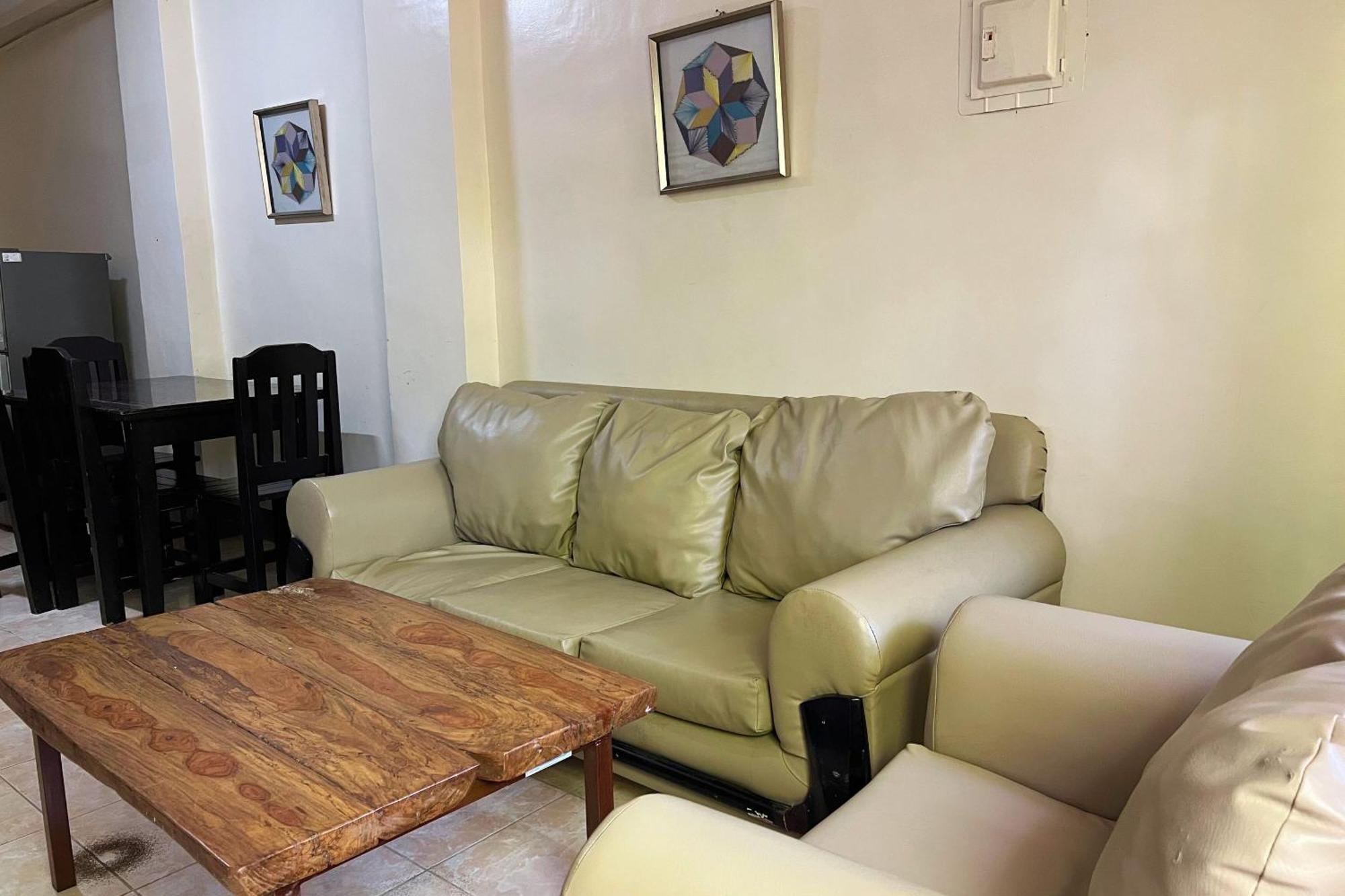 Sta Rosa Inn Iloilo Powered By Cocotel Room photo